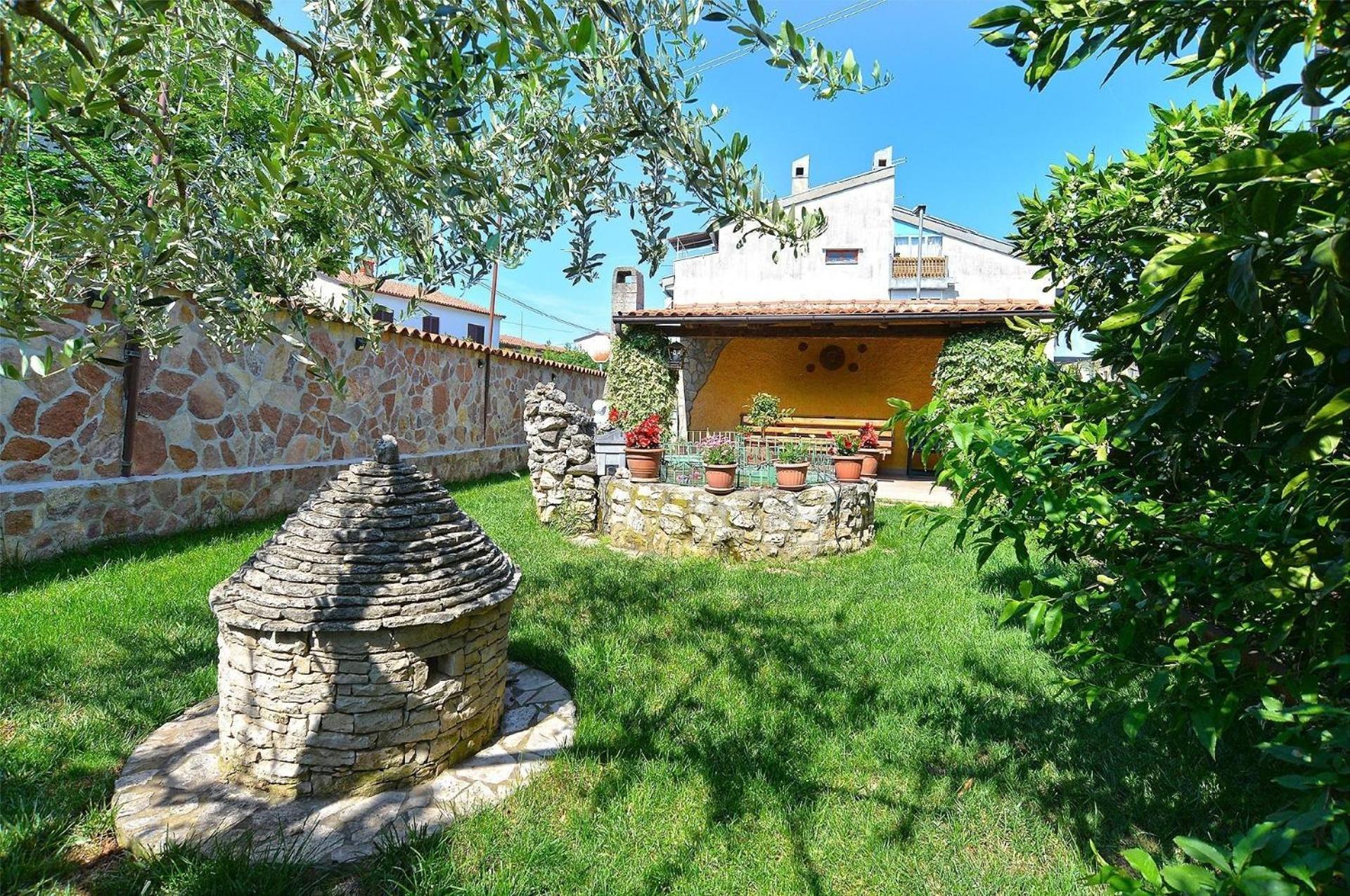 Appartement Fuer 8 Personen Ca 85 Qm In Rovinj, Istrien Istrische Riviera
