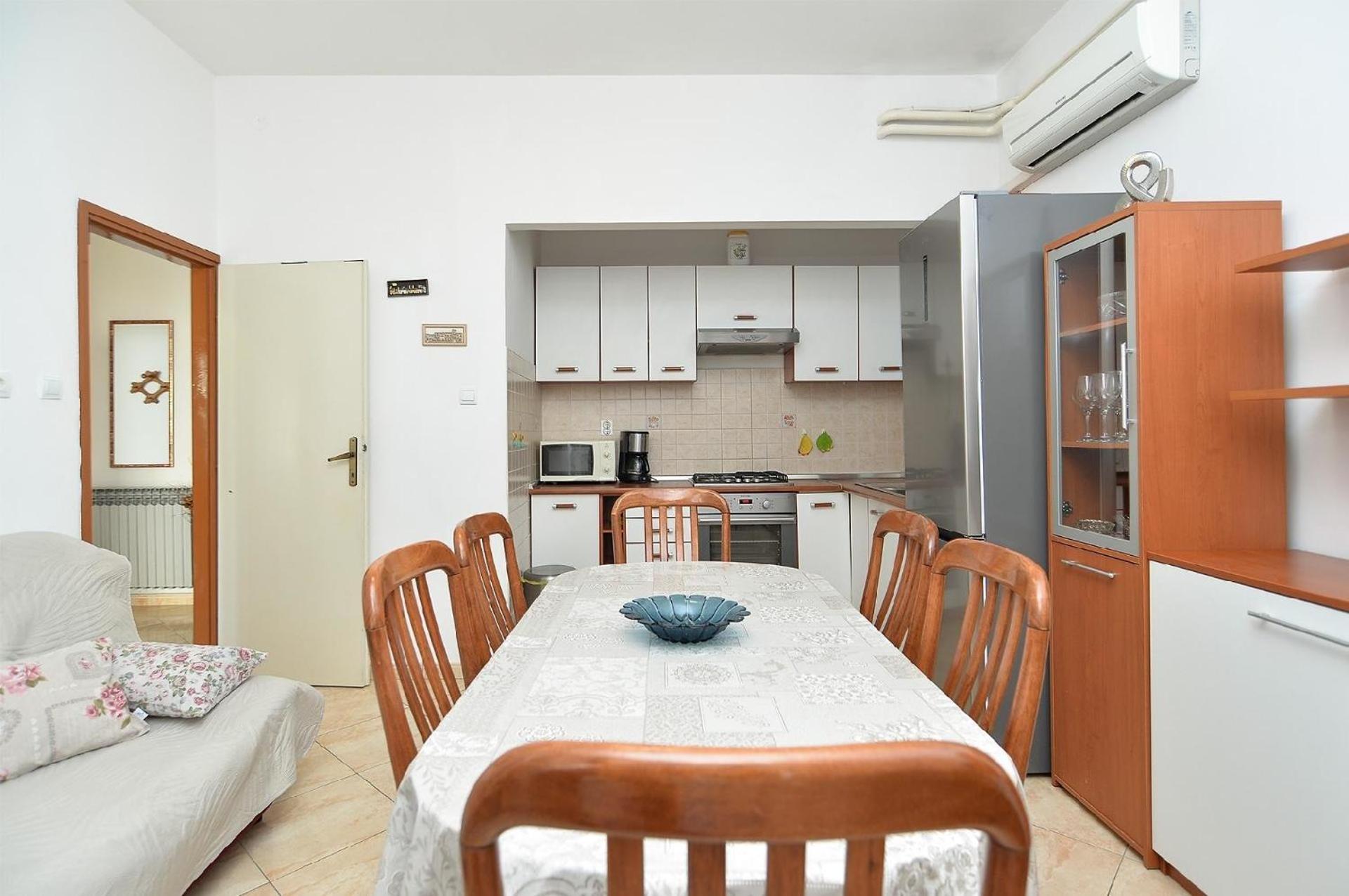 Appartement Fuer 8 Personen Ca 85 Qm In Rovinj, Istrien Istrische Riviera